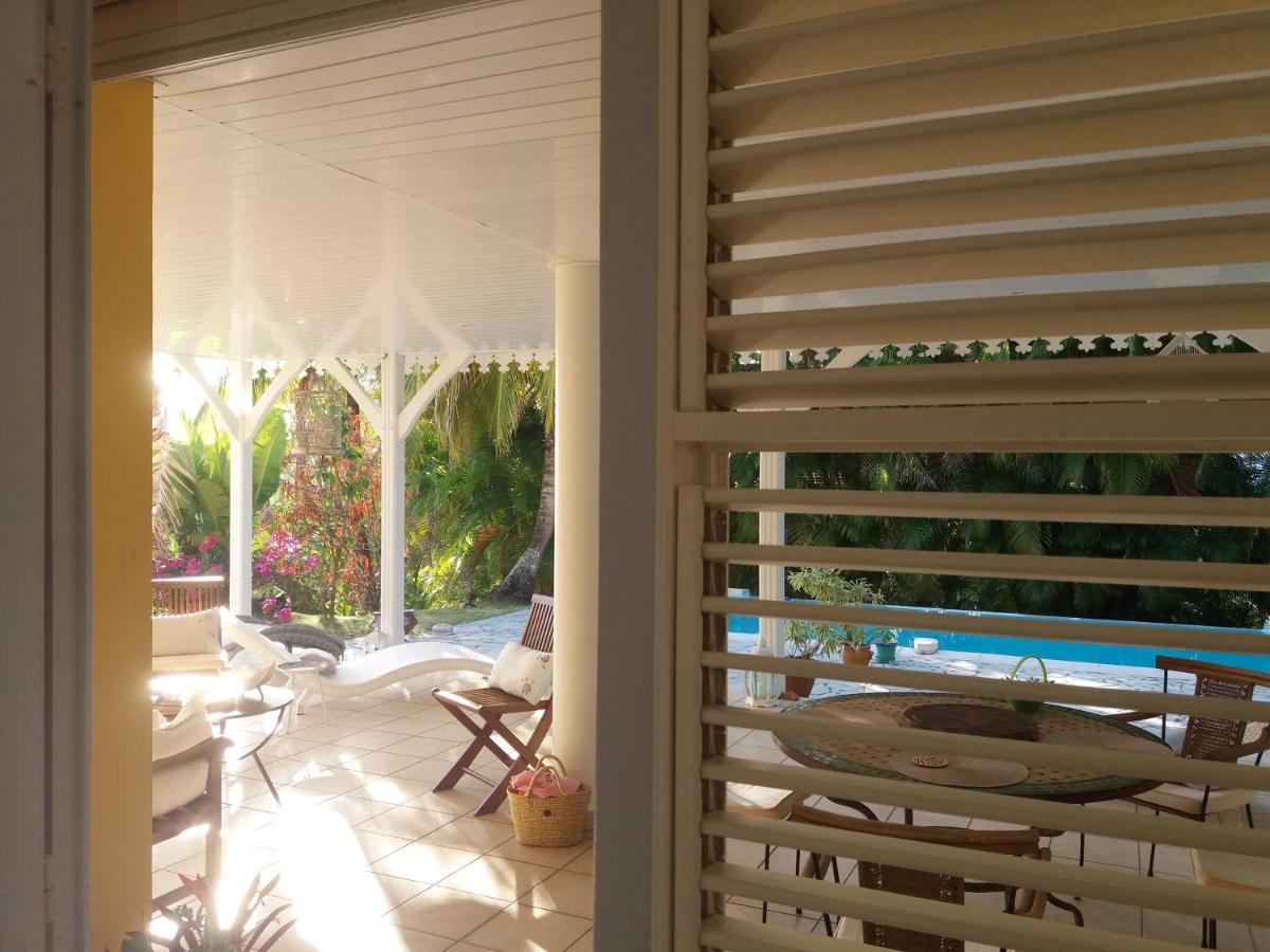 Chambre D'Hote Et Loft Dans Maison De Charme Piscine A Debordement La Villa Gialla Schoelcher Luaran gambar